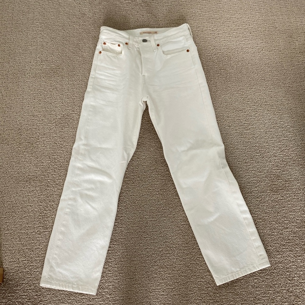 Levi’s Wedgie Straight-Leg Jeans